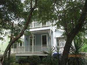  826 N Caswell Ave, Southport, North Carolina  photo