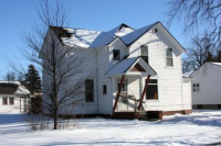 1004 Griggs Ave, Grafton, ND 58237
