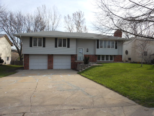  10630 Old Maple Rd, Omaha, NE photo