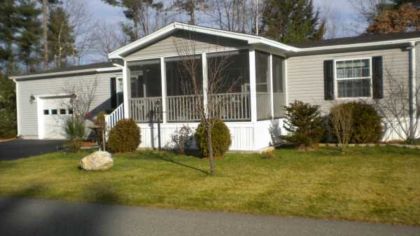  65 Temple Drive, Rochester, NH photo