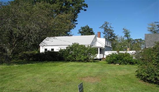  620 Rollins Road, Rollinsford, NH photo