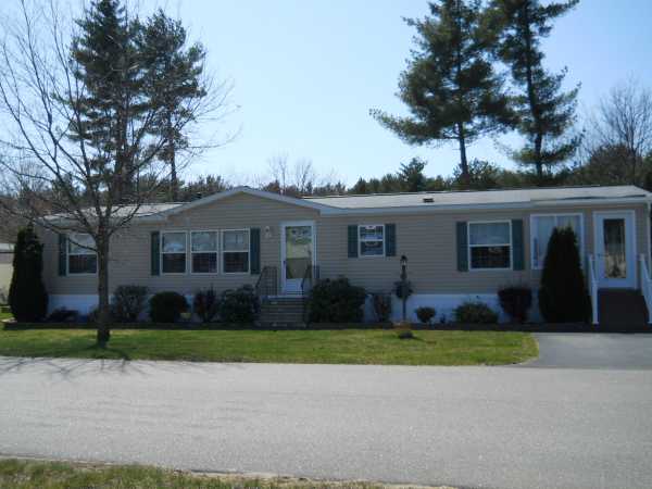  6 Temple Drive, Rochester, NH photo