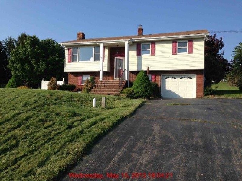  13 Armstrong Rd, Sussex, New Jersey  photo