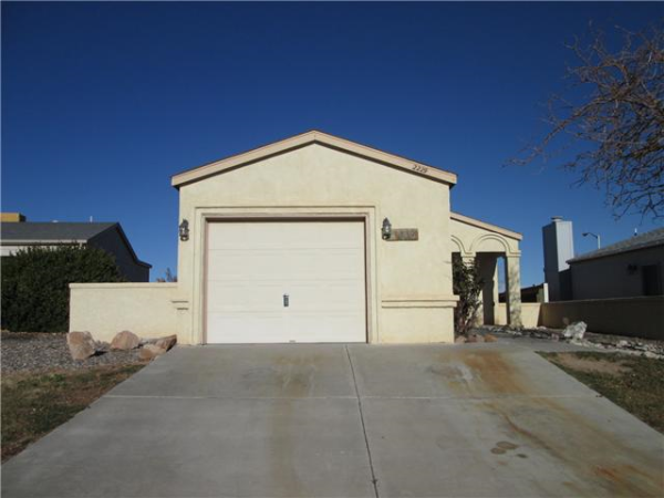  2229 High Desert Cir NE, Rio Rancho, NM photo