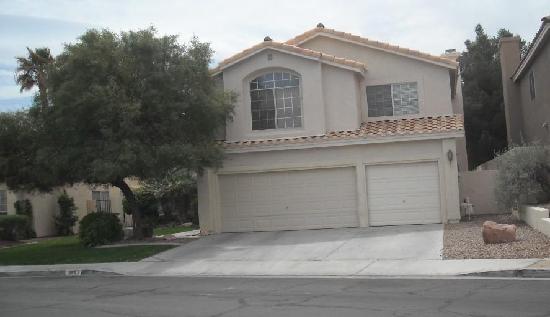  2043 Shadow Brook Way, Henderson, NV photo