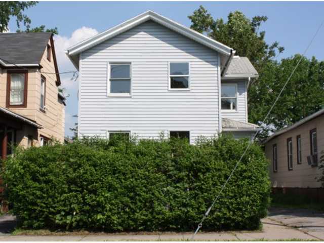 106 Lincoln St, Rochester, NY 14605