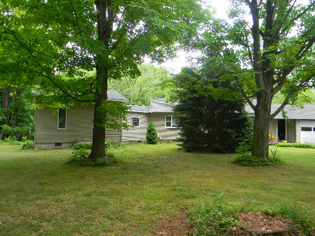  8693 Fairview TER, Colden, NY photo