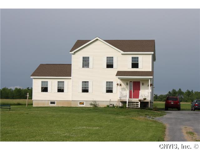  8681 County Route 8, Cape Vincent, NY photo