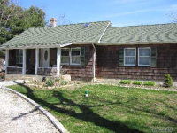10 N. Midway Rd, Shelter Island, NY 11964