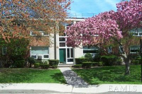 24 Channing Pl #1R, Eastchester, NY 10709
