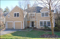 34 Overbrook Dr, Millwood, NY 10546