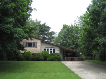  29 Laurie Rd, Brentwood, NY photo