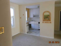  6 Edwards St Apt 2a, Roslyn Heights, New York  5035192
