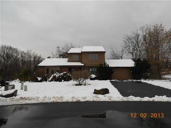  54 Braunston Dr, Penfield, NY photo