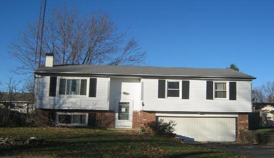  530 Sioux Trail, Rossford, OH photo