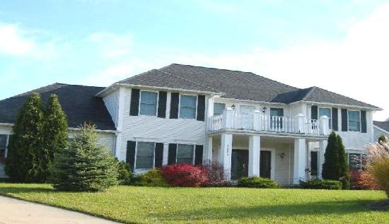  3279 Suffolk Downs, Stow, OH photo