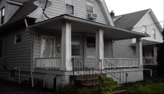  13942 Sacramento Ave, Cleveland, OH photo