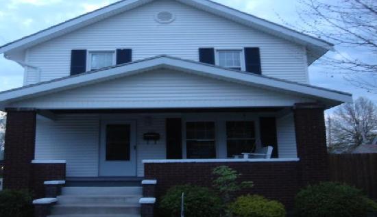 615 East Fourth Street, Dover, OH photo