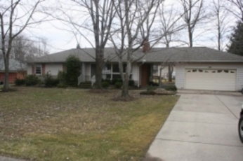  1035 Ford Road, Highland Heights, OH photo