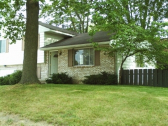  1414 Gould Rd, Toledo, OH photo
