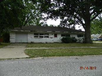  585 Woodmere Road, Berea, OH photo