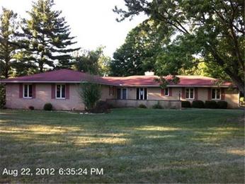  895 Lincolnshire Dr, Troy, OH photo