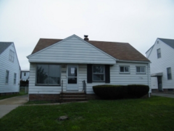  19293 Stafford Ave, Maple Hts, OH photo