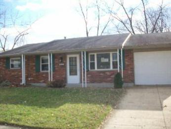  1096 Colonial Dr, Troy, OH photo