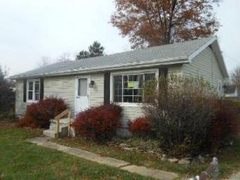  210 Bland Ave, Blanchester, OH photo