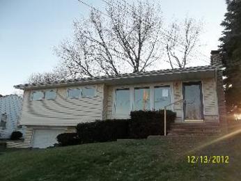  2198 Lynn Dr, Akron, OH photo