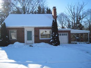  48 W Lewis St, Struthers, OH photo