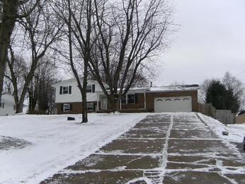  2222 Hi Vue Drive, Akron, OH photo