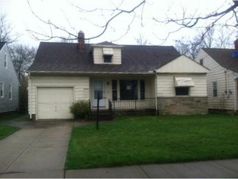  15054 James Avenue, Maple Heights, OH photo