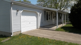  360 Sunnyview Dr, Circleville, OH photo