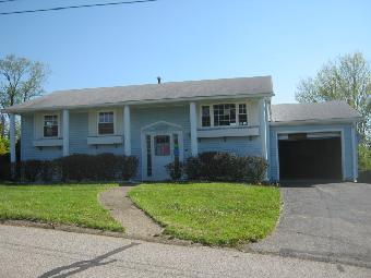  8 Hillcrest Dr, Martins Ferry, OH photo