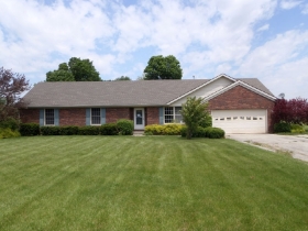  14991 Charm Hill Dr, Sidney, OH photo