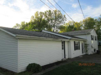  3523 Clayton Dr, North Olmsted, Ohio  5365697