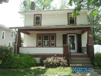  525 N Madriver St, Bellefontaine, OH photo