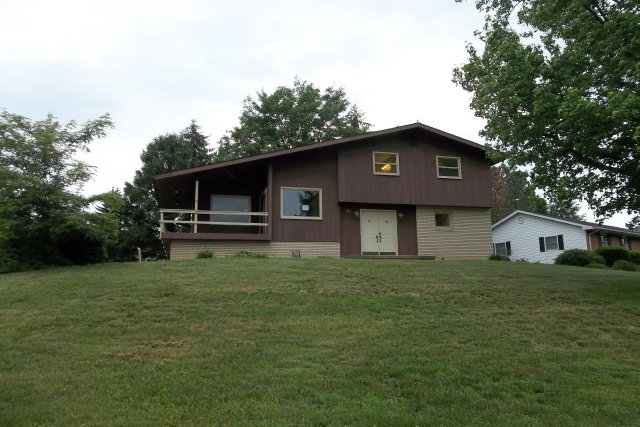  61 Applewood Dr, Chillicothe, OH photo