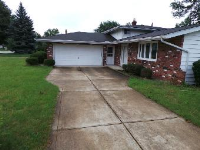  21901 Briarwood Dr, Fairview Park, OH 5701240