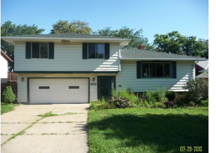  3480 Hetzel Drive, Parma, OH photo