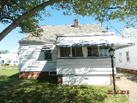  5154 Arch St, Maple Heights, OH 6153166