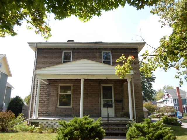  301 S Spring St, Bucyrus, OH photo