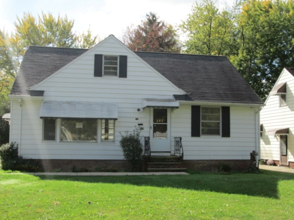  226 Talbot Dr., Bedford, OH photo