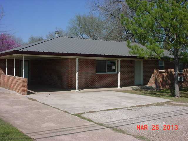  96 Cottonwood St, Lone Grove, Oklahoma  photo