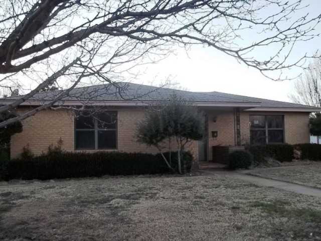  620 N West St, Cordell, Oklahoma  photo