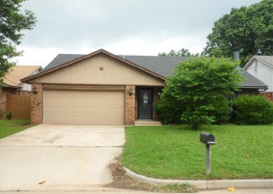  701 S Willowood Dr, Yukon, OK photo