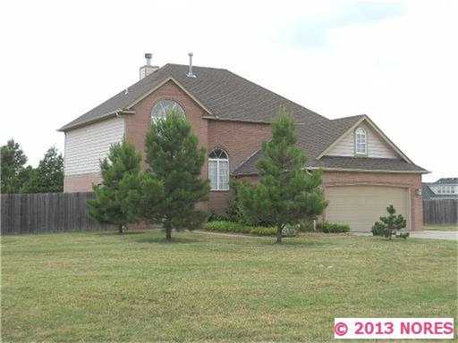  11700 N 152nd East Ave, Collinsville, Oklahoma  photo