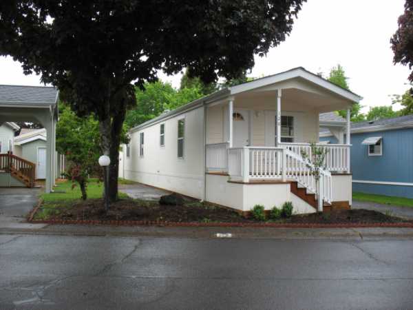  1475 Green Acres Road #128, Eugene, OR photo