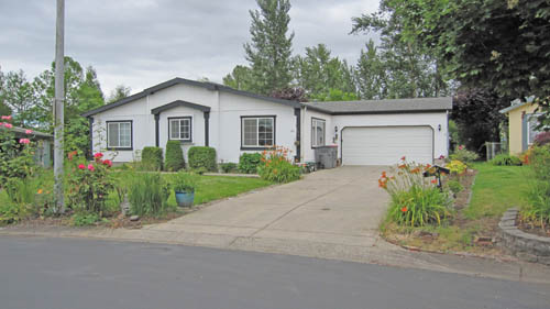  4155 Three Mile Ln #160, Mcminnville, OR photo